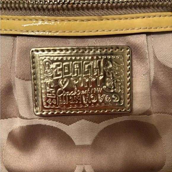 Colorful Women's Shoulder Bag - Picture 5 of 7